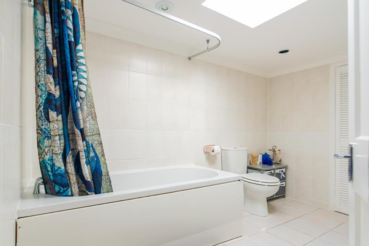 Spacious Split Level Flat In Great Location Portsmouth Exterior foto