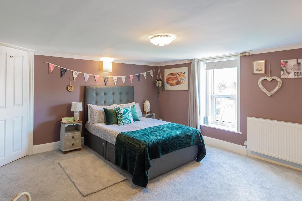 Spacious Split Level Flat In Great Location Portsmouth Exterior foto